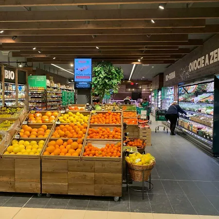 شقة E2 Supermarket-garage-pcscreen-gymeq-luxury Apt-main St 2min Walk